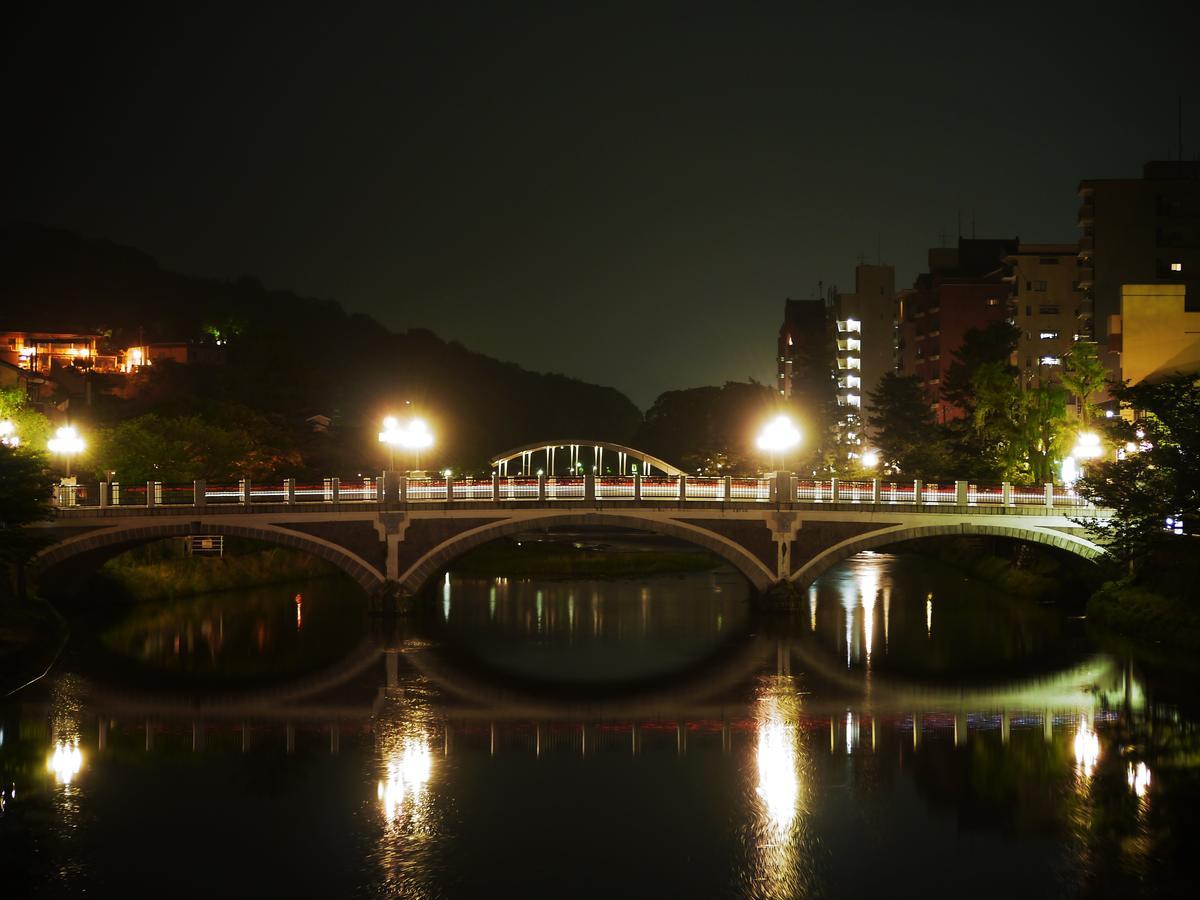 Hotel Wing International Premium Kanazawa Ekimae Exteriör bild